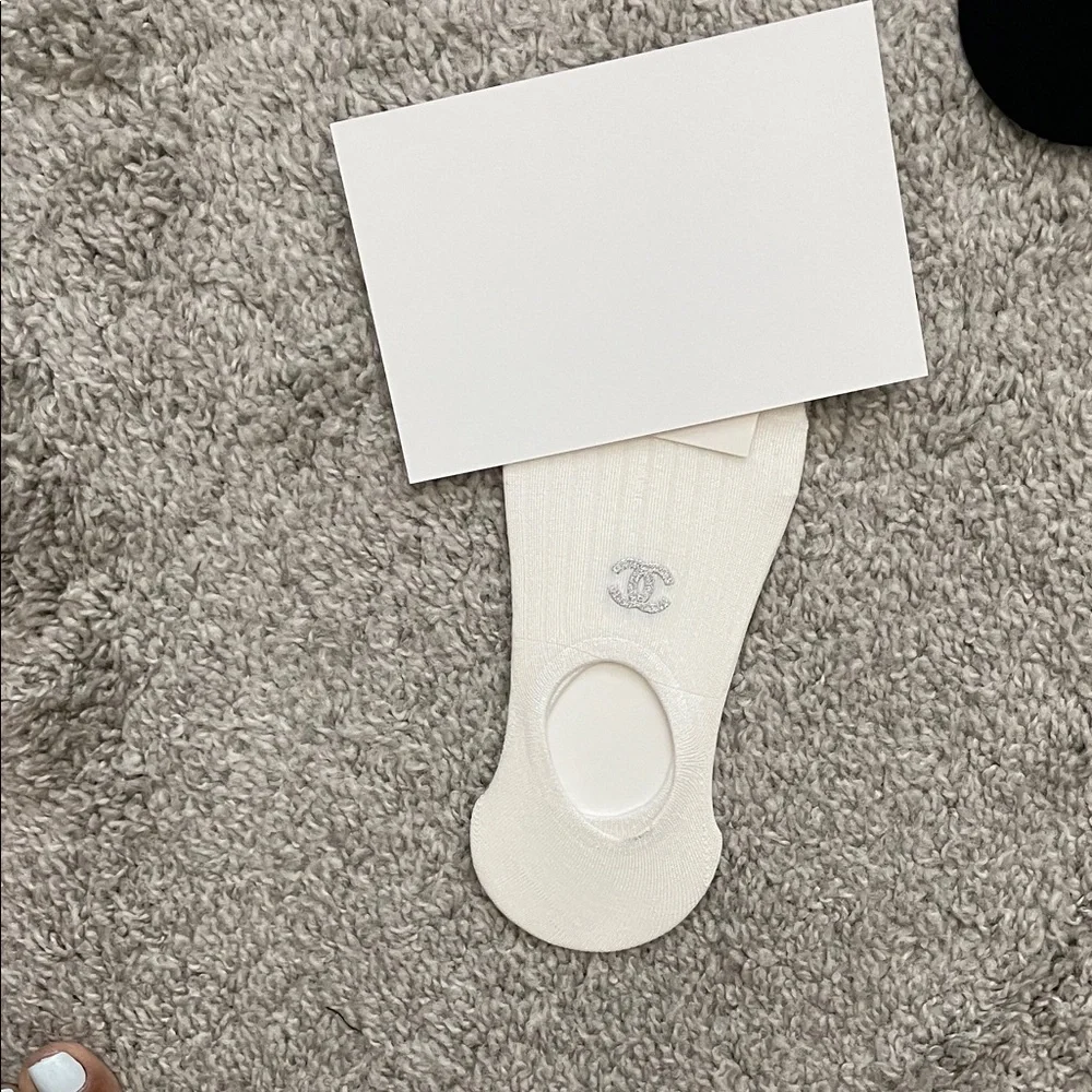 CC Women’s Black and White No Show Socks - Picture 3 of 3